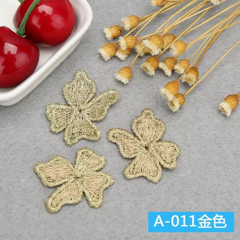 Water soluble Gold/ Silver Metallic Thread Lace Applique Embroidery Flower Lace Patch for Garment Decoration