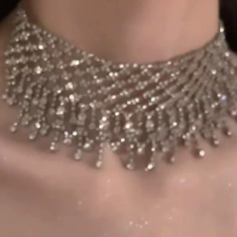 Fringe Galaxy Necklace, Elegant & High-End Pendant, Fashionable Versatile Eye-Catching Clavicle Chain